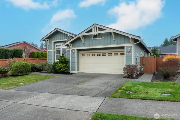 Property Slideshow image 2 of 29 | 4986 meriwood dr, Lacey, WA, 98516