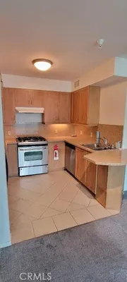 Property Slideshow image 2 of 24 | 267 s san pedro st, Los Angeles, CA, 90012