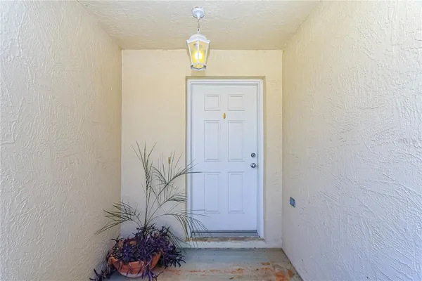 Property Slideshow image 3 of 41 | 8620 se 166th birchbrook loop, The Villages, FL, 32162
