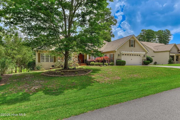 Property Slideshow image 2 of 71 | 275 fairway dr, Mccormick, SC, 29835