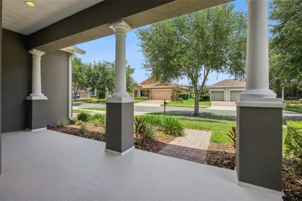 Property Slideshow image 2 of 68 | 228 bayou bend rd, Groveland, FL, 34736