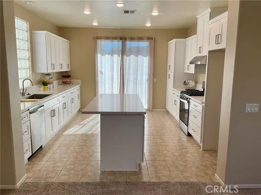 Property Slideshow image 3 of 66 | 8251 triplett ln, Hemet, CA, 92545