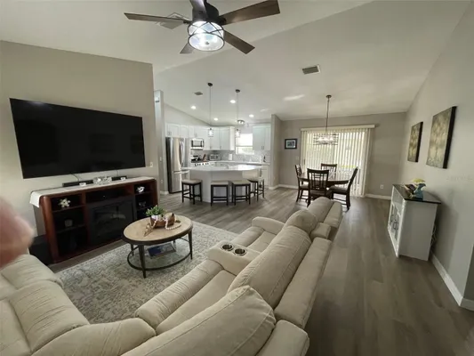 Property Slideshow image 2 of 18 | 3336 richmond dr, The Villages, FL, 32162