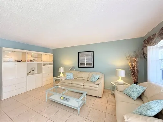 Property Slideshow image 2 of 45 | 15 markham a # 15, Deerfield Beach, FL, 33442