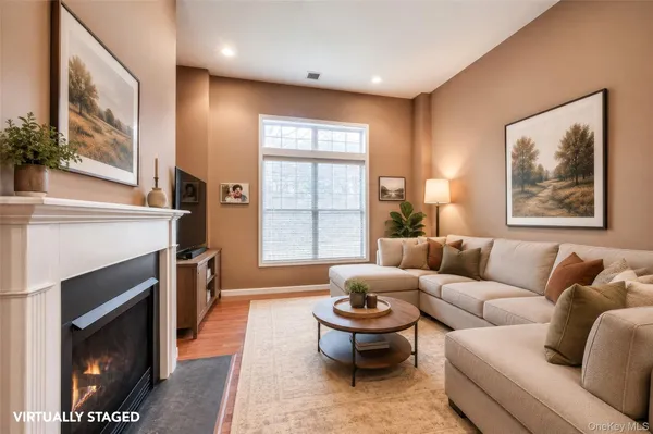 Property Slideshow image 3 of 22 | 177 melody ct, Brookhaven, NY, 11941