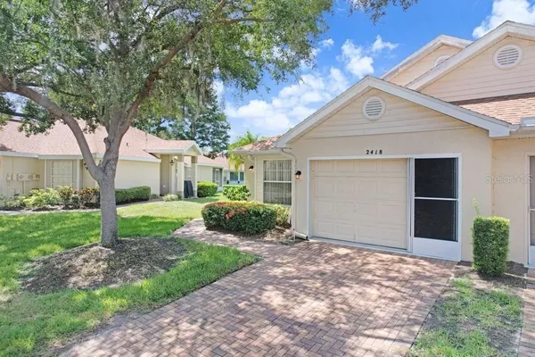 Property Slideshow image 2 of 43 | 2418 new haven cir 83, Sun City Center, FL, 33573