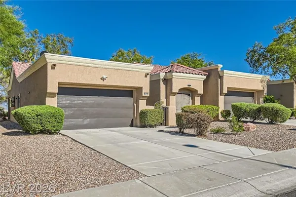Property Slideshow image 2 of 40 | 2740 desert crystal dr, Las Vegas, NV, 89134