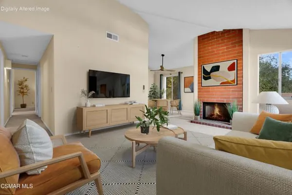 Property Slideshow image 3 of 51 | 245 oakleaf dr 202, Thousand Oaks, CA, 91360