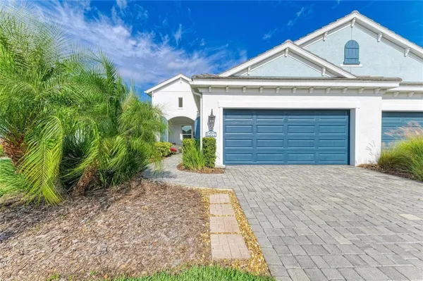 Property Slideshow image 3 of 86 | 12777 palatka dr, Venice, FL, 34292