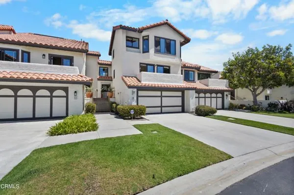Property Slideshow image 3 of 56 | 2114 vina del mar, Oxnard, CA, 93035