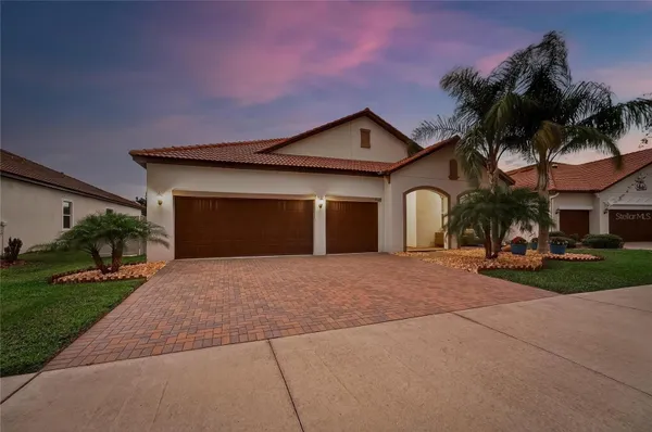 Property Slideshow image 2 of 91 | 16805 banner shell pl, Wimauma, FL, 33598