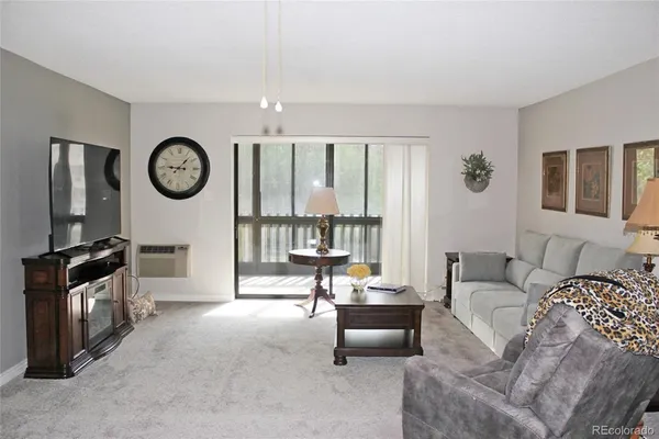 Property Slideshow image 3 of 27 | 14050 e linvale pl 209, Aurora, CO, 80014