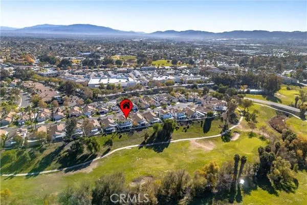 Property Slideshow image 3 of 57 | 40581 via, Murrieta, CA, 92562