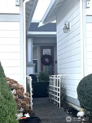 Property Slideshow image 2 of 26 | 8536 bainbridge loop, Lacey, WA, 98516