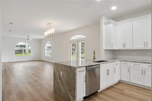 Property Slideshow image 3 of 27 | 5619 prince andrew ct, Leesburg, FL, 34748