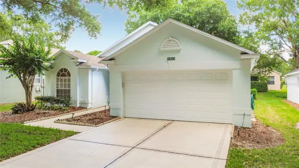 Property Slideshow image 3 of 48 | 3811 westerham dr, Clermont, FL, 34711