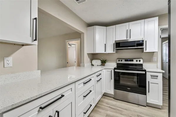 Property Slideshow image 3 of 36 | 1805 butterfly pl, Sun City Center, FL, 33573