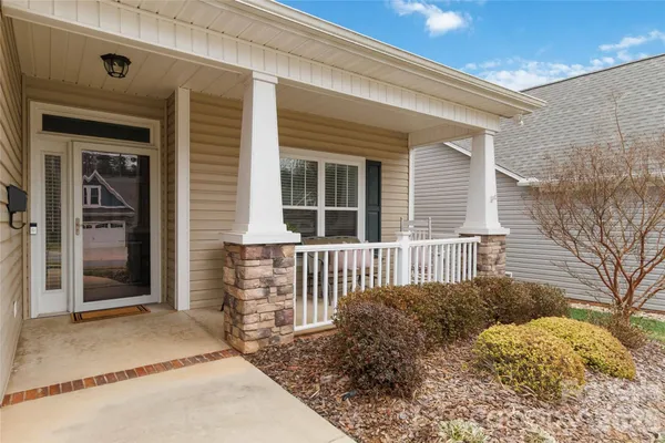 Property Slideshow image 3 of 38 | 520 river birch dr, Salisbury, NC, 28146