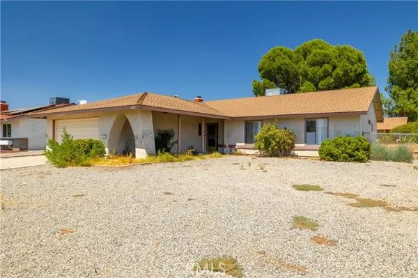 Property Slideshow image 3 of 25 | 26170 lancaster dr, Menifee, CA, 92586