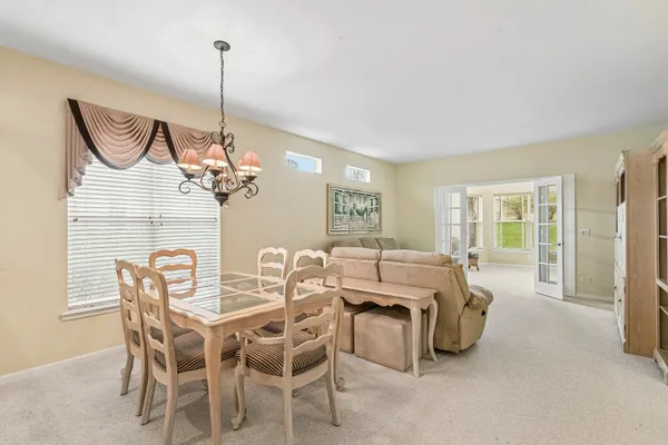 Property Slideshow image 3 of 43 | 226 rodeo dr, Grayslake, IL, 60030