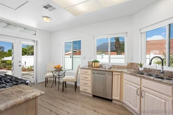 Property Slideshow image 3 of 45 | 3328 malta way, Oceanside, CA, 92056