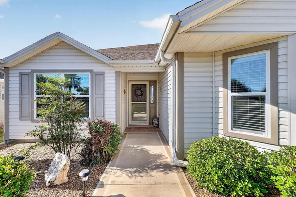 Property Slideshow image 2 of 25 | 603 evesborough path, The Villages, FL, 32163