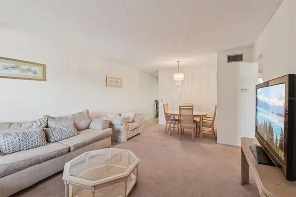 Property Slideshow image 2 of 36 | 2287 philippine dr 59, Clearwater, FL, 33763