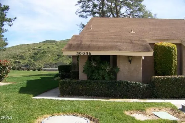 Property Slideshow image 2 of 21 | 30036 village 30 30, Camarillo, CA, 93012
