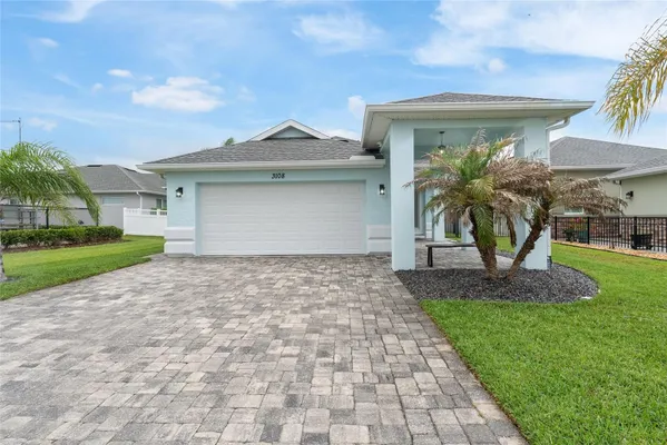 Property Slideshow image 2 of 39 | 3108 king palm dr, New Smyrna Beach, FL, 32168