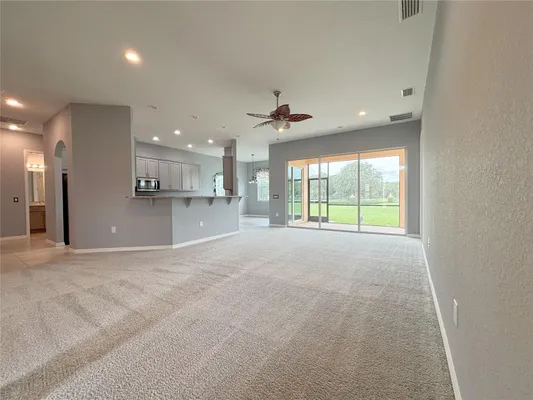 Property Slideshow image 2 of 71 | 1124 sawgrass dr, Winter Haven, FL, 33884