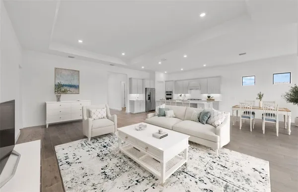 Property Slideshow image 2 of 30 | 5008 stoney point gln, Lakewood Ranch, FL, 34211