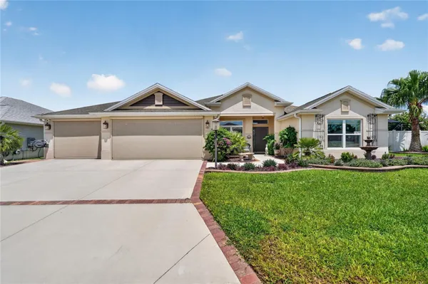 Property Slideshow image 2 of 50 | 1579 mceldowney pl, The Villages, FL, 32163