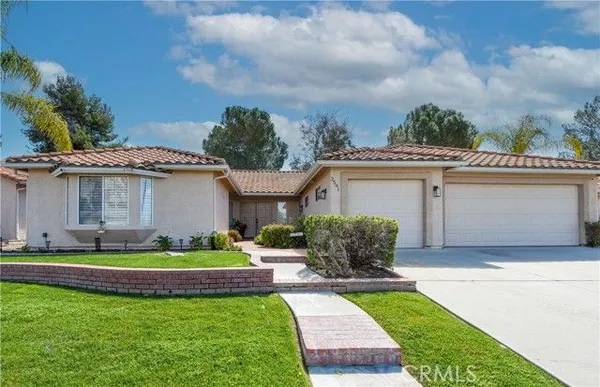 Property Slideshow image 3 of 37 | 2591 peach tree st, Hemet, CA, 92545