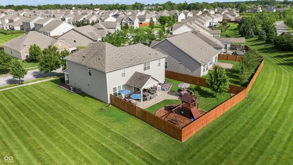 Property Slideshow image 3 of 18 | 4324 nigella dr, Plainfield, IN, 46168