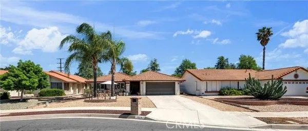 Property Slideshow image 3 of 25 | 1114 bottle tree way, Hemet, CA, 92545