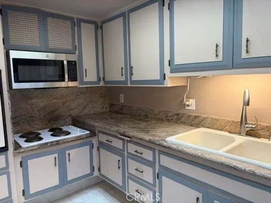 Property Slideshow image 3 of 21 | 1551 homewood rd 113-b, Seal Beach, CA, 90740