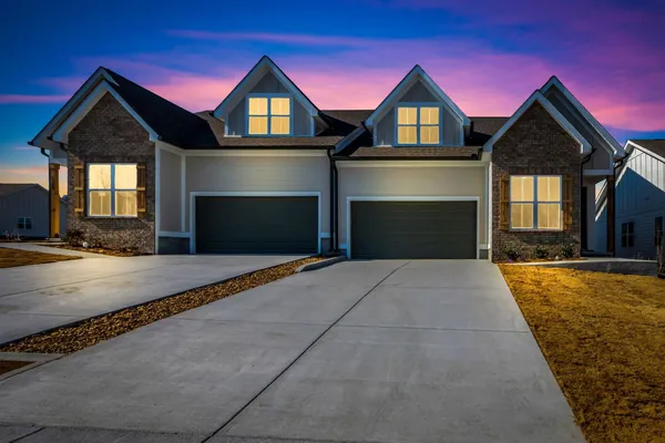 Property Slideshow image 3 of 34 | 527 byers ct, Smyrna, TN, 37167