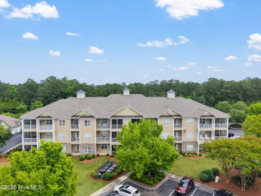 Property Slideshow image 2 of 40 | 221 woodlands way 21, Calabash, NC, 28467