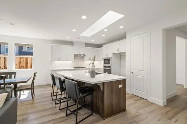 Property Slideshow image 3 of 20 | 2109 white oak dr, Hollister, CA, 95023