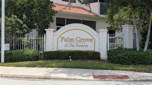 Property Slideshow image 3 of 57 | 7325 fountain palm cir 7325, Bradenton, FL, 34203