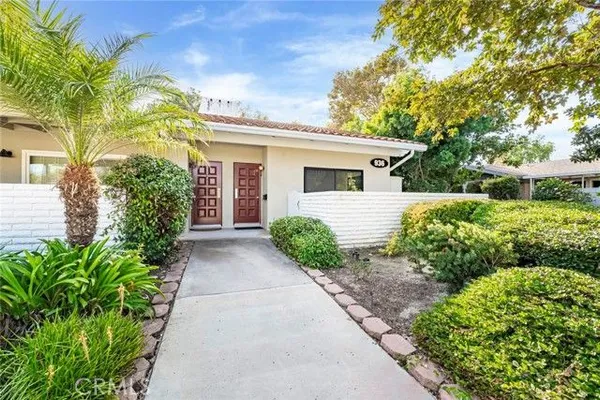 Property Slideshow image 2 of 40 | 936 avenida majorca, Laguna Woods, CA, 92637