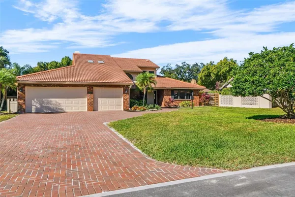 Property Slideshow image 3 of 71 | 4672 pine harrier dr, Sarasota, FL, 34231