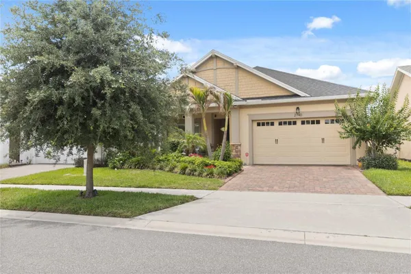 Property Slideshow image 3 of 51 | 2740 southland st, St Cloud, FL, 34772