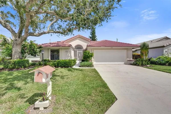 Property Slideshow image 2 of 33 | 8860 boatswain dr, Boynton Beach, FL, 33436