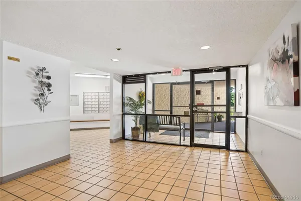 Property Slideshow image 3 of 34 | 13931 e marina dr 414, Aurora, CO, 80014
