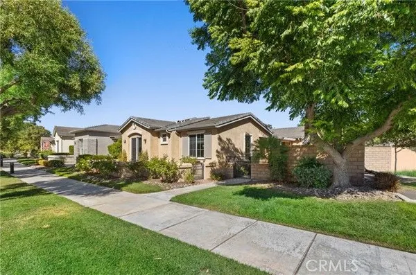 Property Slideshow image 3 of 60 | 196 four seasons blvd, Hemet, CA, 92545