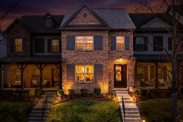 Property Slideshow image 2 of 35 | 233 claremont ct, Gallatin, TN, 37066