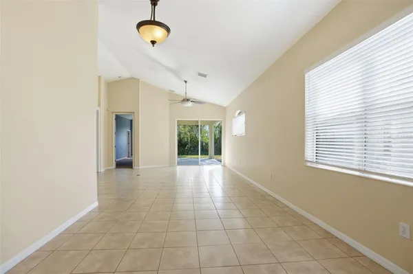 Property Slideshow image 3 of 36 | 6431 wingspan way, Bradenton, FL, 34203