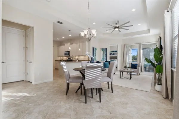 Property Slideshow image 3 of 47 | 404 tisbury ct, Deland, FL, 32724