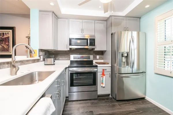 Property Slideshow image 3 of 21 | 1430 heather ridge blvd 202, Dunedin, FL, 34698